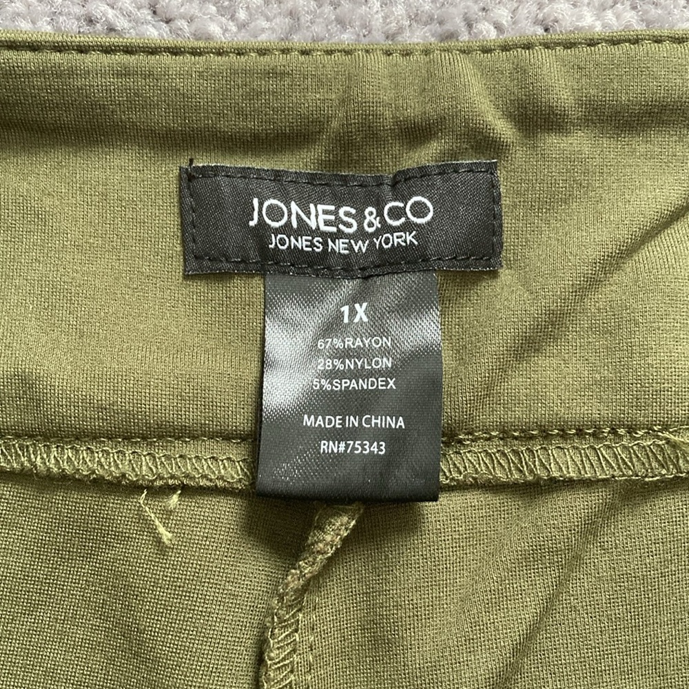 SOLD! Jones & Co Olive Green Flare Pants, Women’s 1X - Picture 6 of 7
